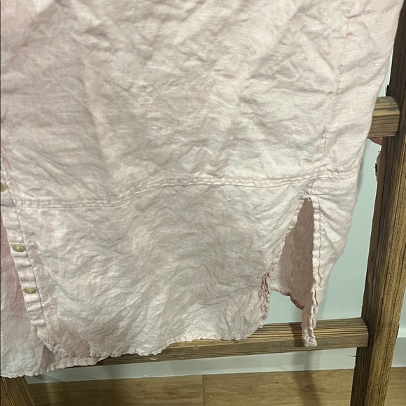 Tahari Linen Button Down Blouse - Picture 2 of 5